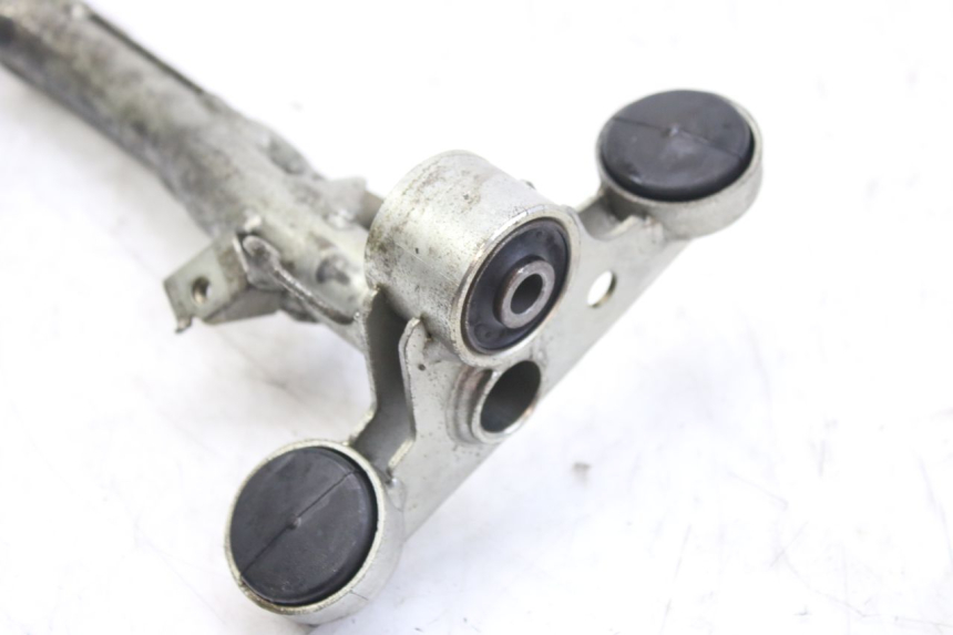 photo de SUPPORTO MOTORE HONDA FES S-WING SWING ABS 125 (2007 - 2015) - Dettaglio del componente