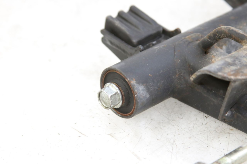 photo de SUPPORTO MOTORE HONDA FORZA 125 (2015 - 2016) - Zoom sullo stato d'uso