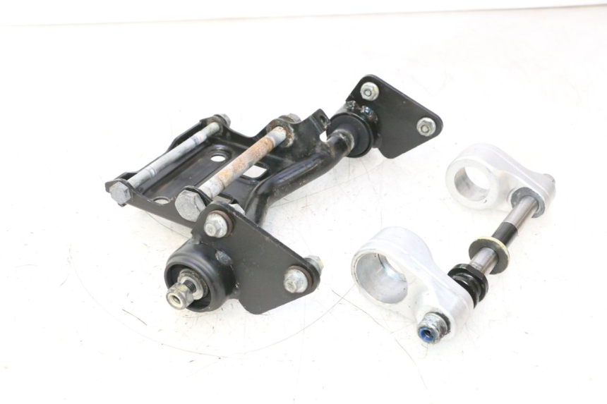 photo de SUPPORTO MOTORE GILERA GP 800 (2007 - 2013) - Vista principale