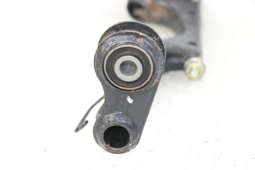 photo de SUPPORTO MOTORE KYMCO GRAND DINK 125 (2008 - 2014) - Primo piano tecnico