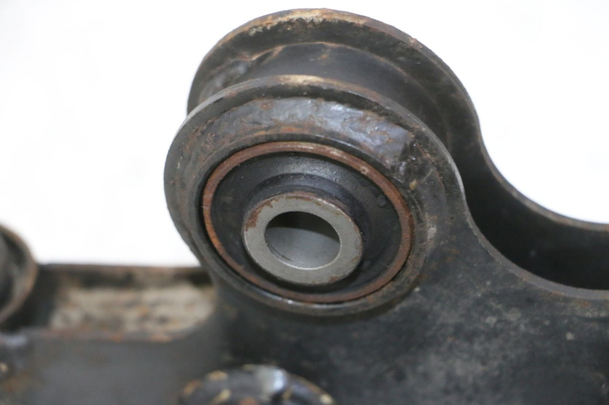 photo de SUPPORTO MOTORE KYMCO GRAND DINK 125 (2008 - 2014) - Zoom sullo stato d'uso