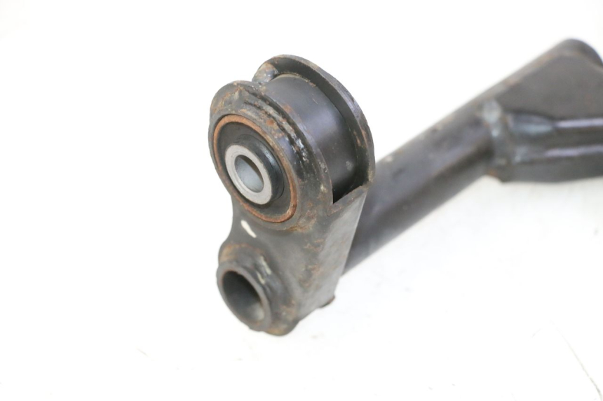 photo de SUPPORTO MOTORE KYMCO GRAND DINK 125 (2002 - 2007) - Primo piano tecnico