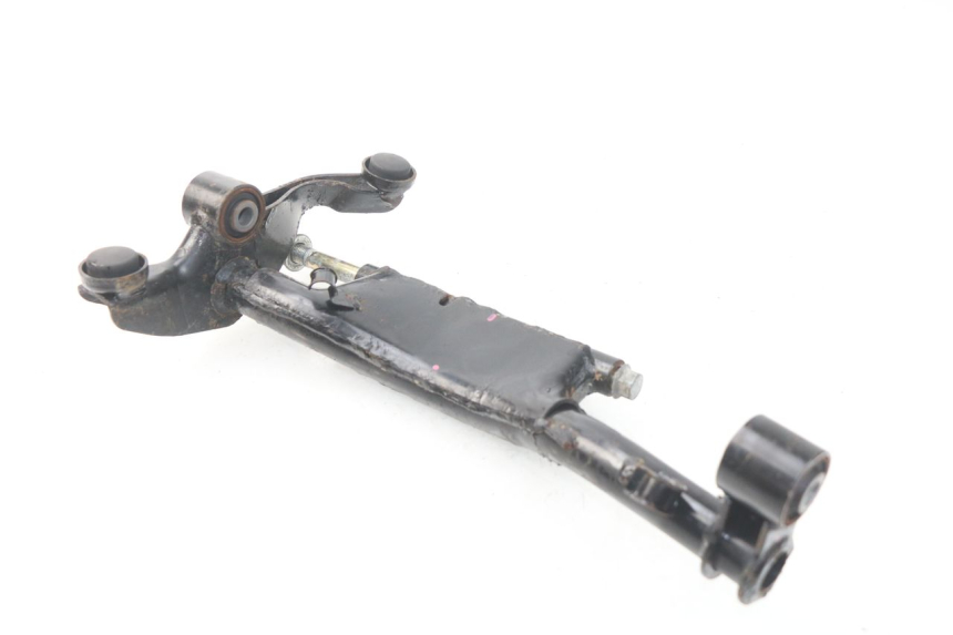 photo de SUPPORTO MOTORE SYM GTS EVO 125 (2009 - 2013) - Zoom sullo stato d'uso