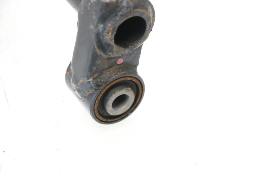 photo de SUPPORTO MOTORE SYM GTS EVO 125 (2009 - 2013) - Primo piano tecnico