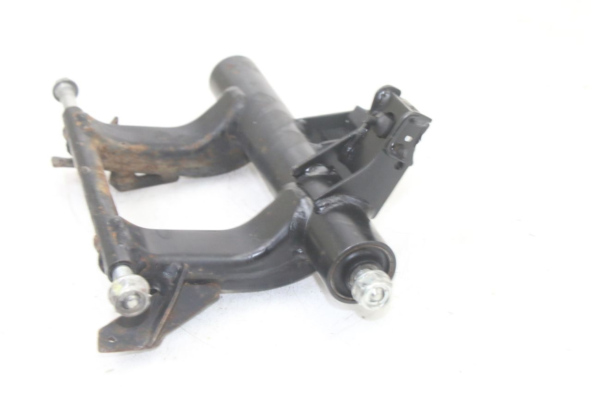 photo de SUPPORTO MOTORE HONDA PCX (JF57/JF64) 125 (2014 - 2018) - Primo piano tecnico