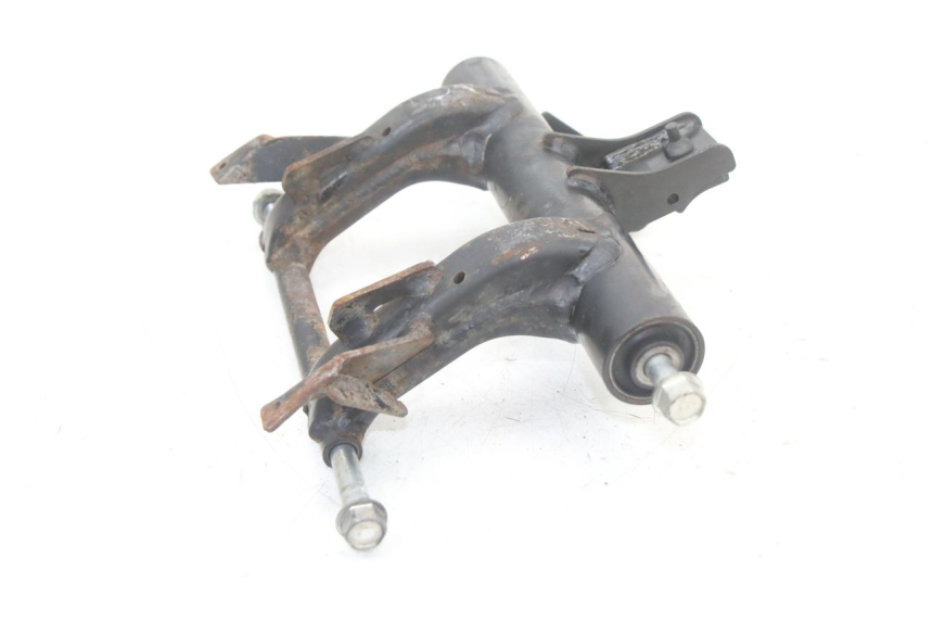 photo de SUPPORTO MOTORE HONDA PCX (JF57/JF64) 125 (2014 - 2018) - Dettagli dei punti di fissaggio