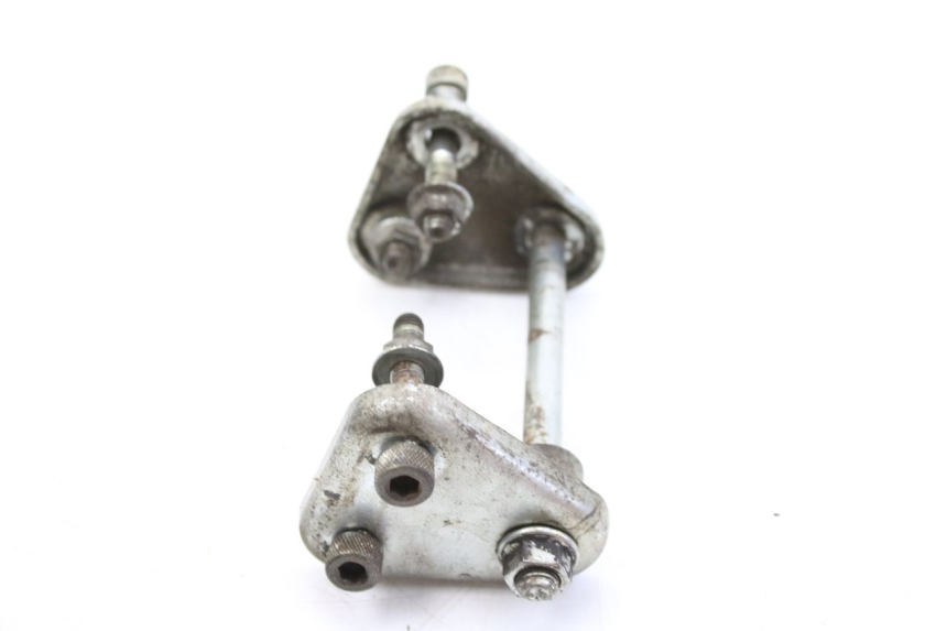 photo de SUPPORTO MOTORE SYM HUSKY 125 (1999 - 2005) - Primo piano tecnico