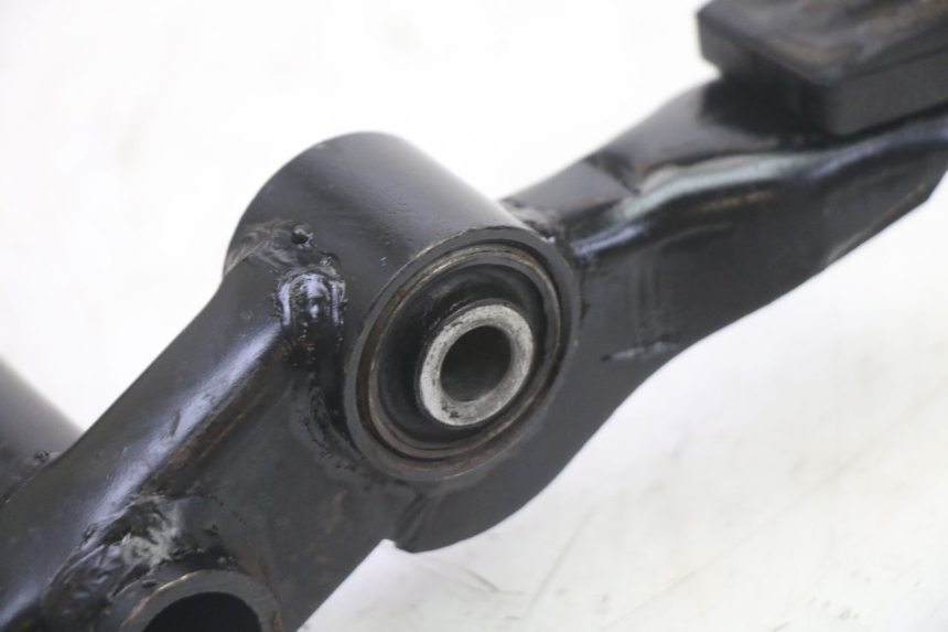 photo de SUPPORTO MOTORE SYM JET 14 4T 50 (2018 - 2022) - Dettagli dei punti di fissaggio