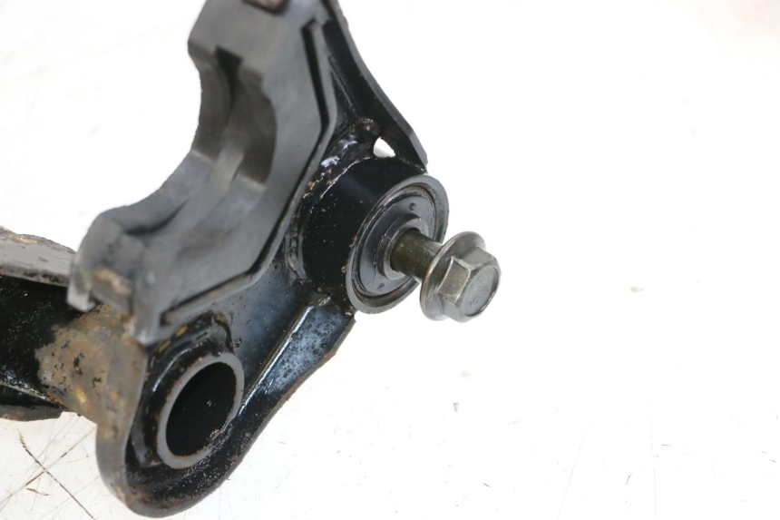 photo de SUPPORTO MOTORE PEUGEOT KISBEE 2T 50 (2010 - 2017) - Altra angolazione