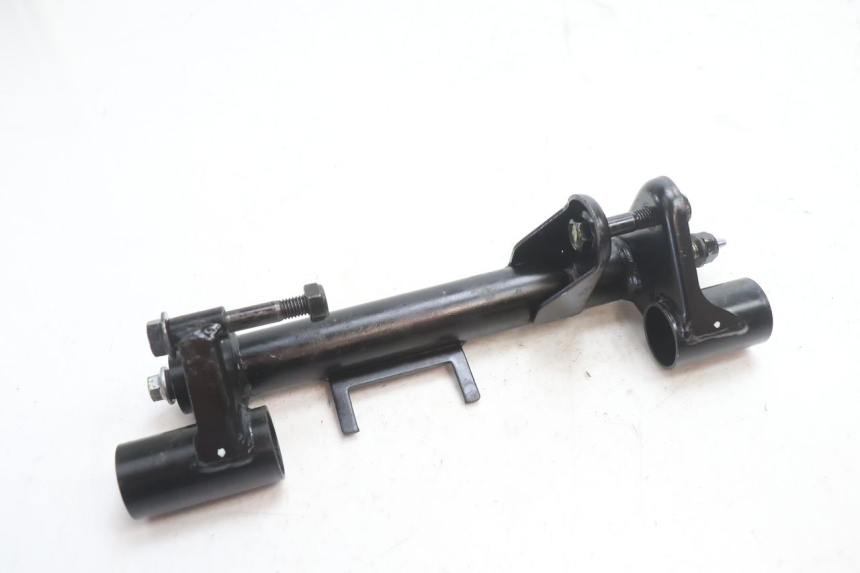 photo de SUPPORTO MOTORE PEUGEOT KISBEE 2T 50 (2018 - 2022) - Dettaglio del componente