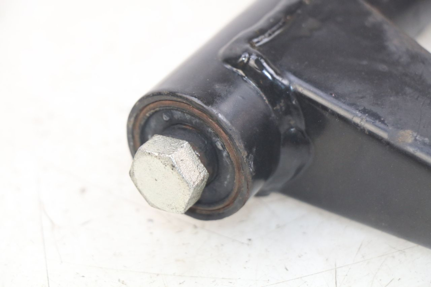 photo de SUPPORTO MOTORE PEUGEOT KISBEE 4T 50 (2018 - 2022) - Zoom sullo stato d'uso