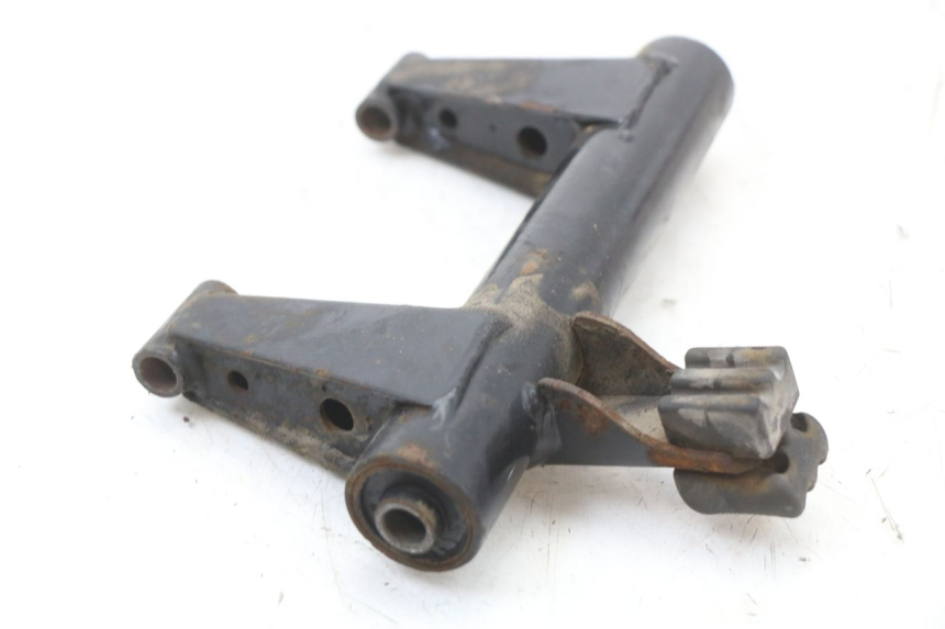 photo de SUPPORTO MOTORE PEUGEOT KISBEE 4T 50 (2010 - 2017) - Zoom sullo stato d'uso