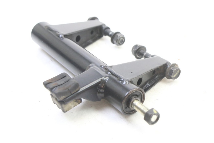 photo de SUPPORTO MOTORE PEUGEOT KISBEE 4T 50 (2018 - 2022) - Primo piano tecnico