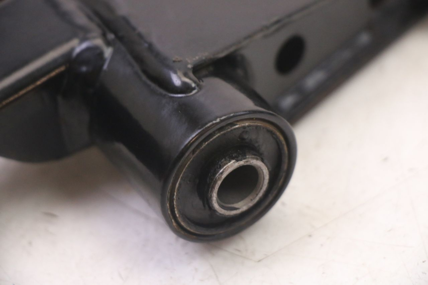 photo de SUPPORTO MOTORE PEUGEOT KISBEE 4T 50 (2018 - 2022) - Vista d'insieme del prodotto