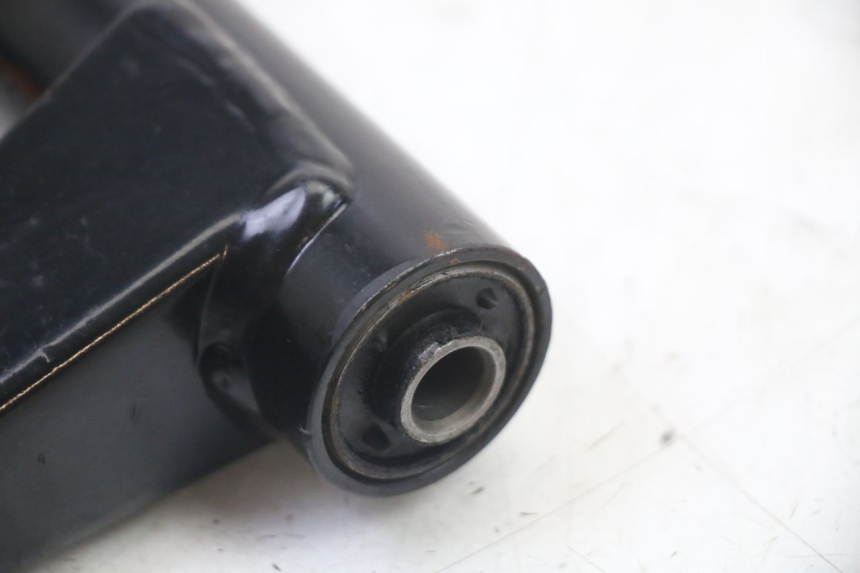 photo de SUPPORTO MOTORE PEUGEOT KISBEE 4T 50 (2018 - 2022) - Stato della superficie e materiale