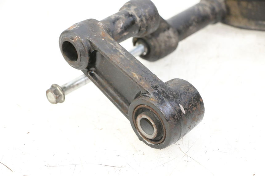 photo de SUPPORTO MOTORE KYMCO DINK STREET 125 (2009 - 2014) - Altra angolazione