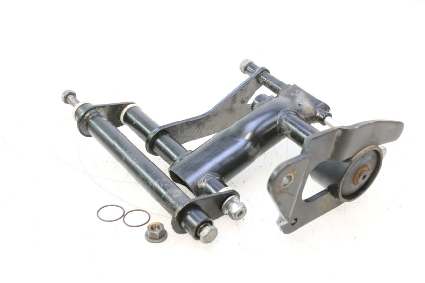 photo de SUPPORTO MOTORE PIAGGIO LIBERTY IGET S 125 (2016 - 2020) - Ricambio usato controllato