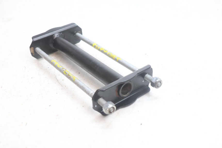 photo de SUPPORTO MOTORE PEUGEOT LUDIX PRO 2T 50 (2010 - 2017) - Altra angolazione