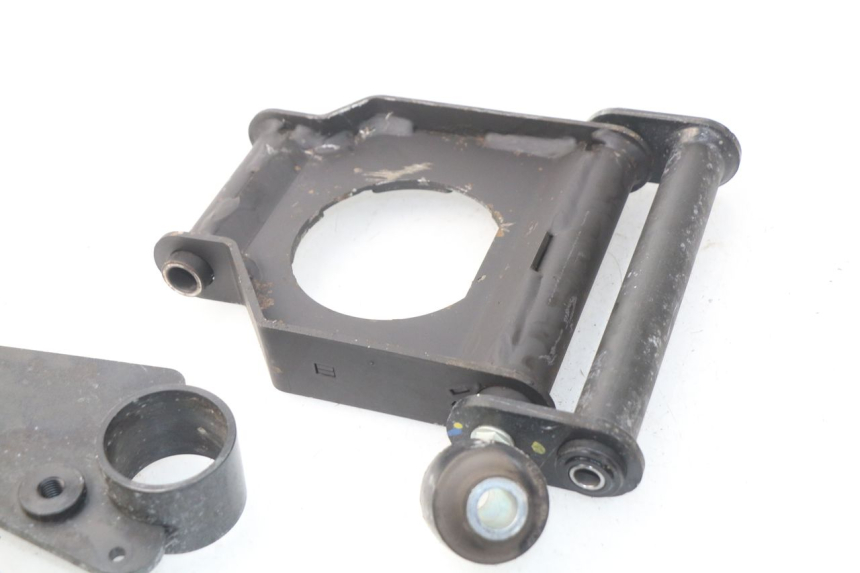 photo de SUPPORTO MOTORE PEUGEOT METROPOLIS 400 (2017 - 2020) - Zoom sullo stato d'uso