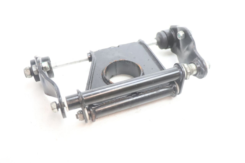 photo de SUPPORTO MOTORE PIAGGIO MP3 HPE 530 (2022 - 2026) - Altra angolazione