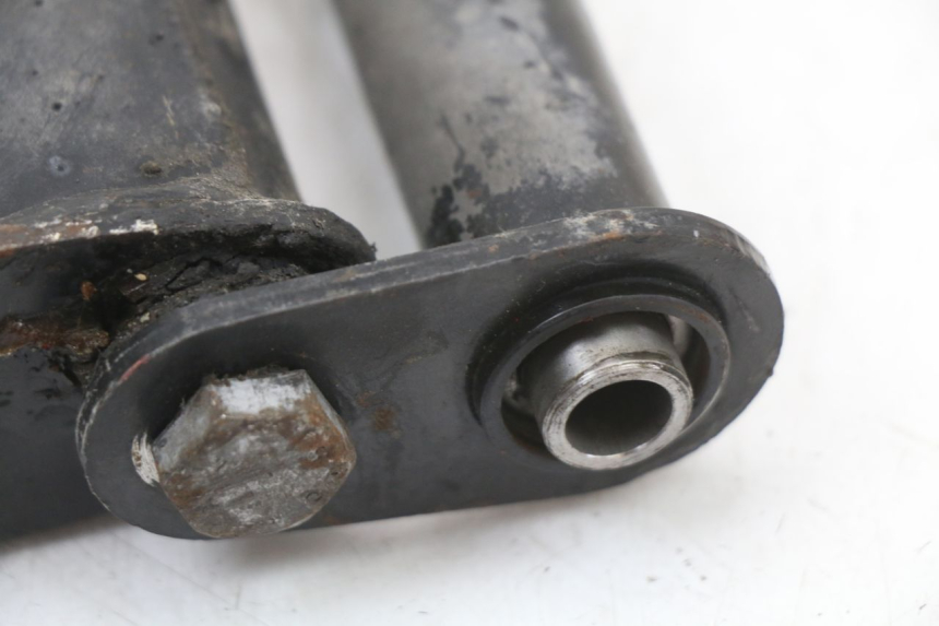 photo de SUPPORTO MOTORE PIAGGIO MP3 LT 400 (2007 - 2012) - Stato della superficie e materiale