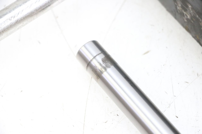 photo de SUPPORTO MOTORE PIAGGIO MP3 LT 400 (2007 - 2012) - Caratteristiche distintive