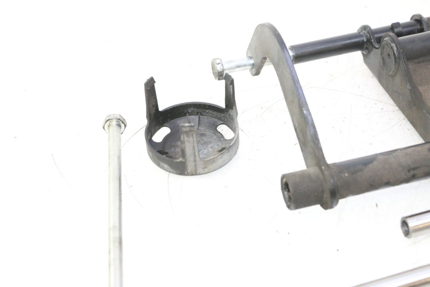 photo de SUPPORTO MOTORE PIAGGIO MP3 LT 300 (2010 - 2016) - Foto prodotto supplementare