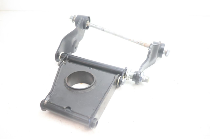 photo de SUPPORTO MOTORE PIAGGIO MP3 500 (2011 - 2015) - Altra angolazione