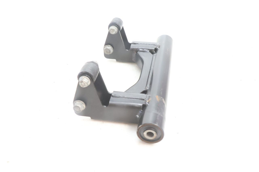 photo de SUPPORTO MOTORE YAMAHA N-MAX NMAX 125 (2021 - 2024) - Primo piano tecnico