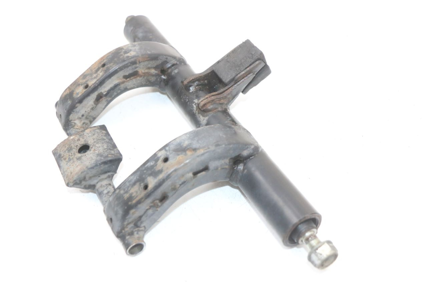 photo de SUPPORTO MOTORE HONDA NHX LEAD 110 (2008 - 2010) - Dettagli dei punti di fissaggio