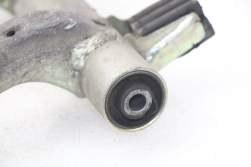 photo de SUPPORTO MOTORE HONDA PCX (JF47) 125 (2012 - 2013) - Altra angolazione