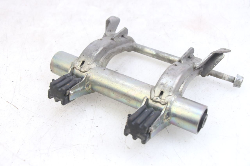 photo de SUPPORTO MOTORE HONDA PCX (JF47) 125 (2012 - 2013) - Altra angolazione