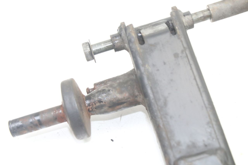 photo de SUPPORTO MOTORE PIAGGIO VESPA GRANTURISMO 125 (2003 - 2007) - Primo piano tecnico