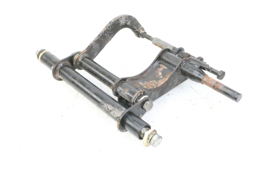 photo de SUPPORTO MOTORE PIAGGIO VESPA GRANTURISMO 200 (2004 - 2005) - Altra angolazione