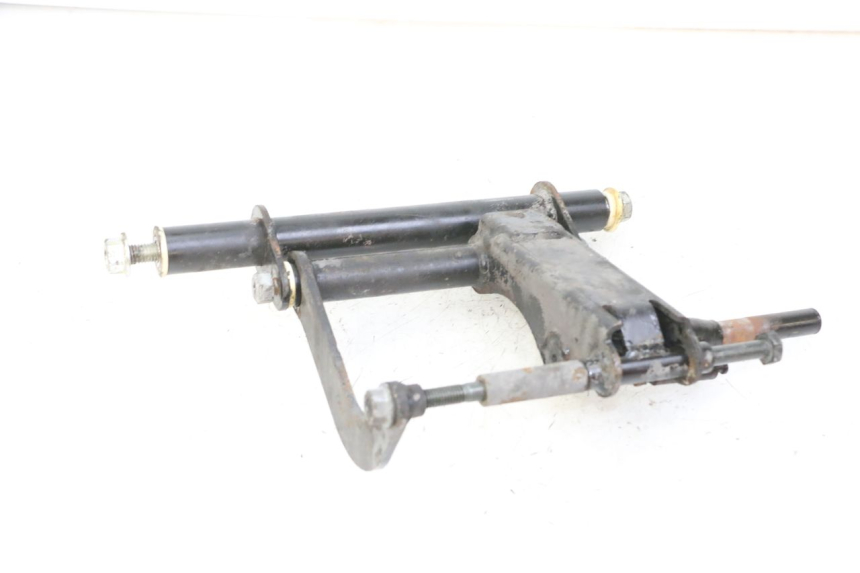 photo de SUPPORTO MOTORE PIAGGIO VESPA GRANTURISMO 200 (2004 - 2005) - Primo piano tecnico