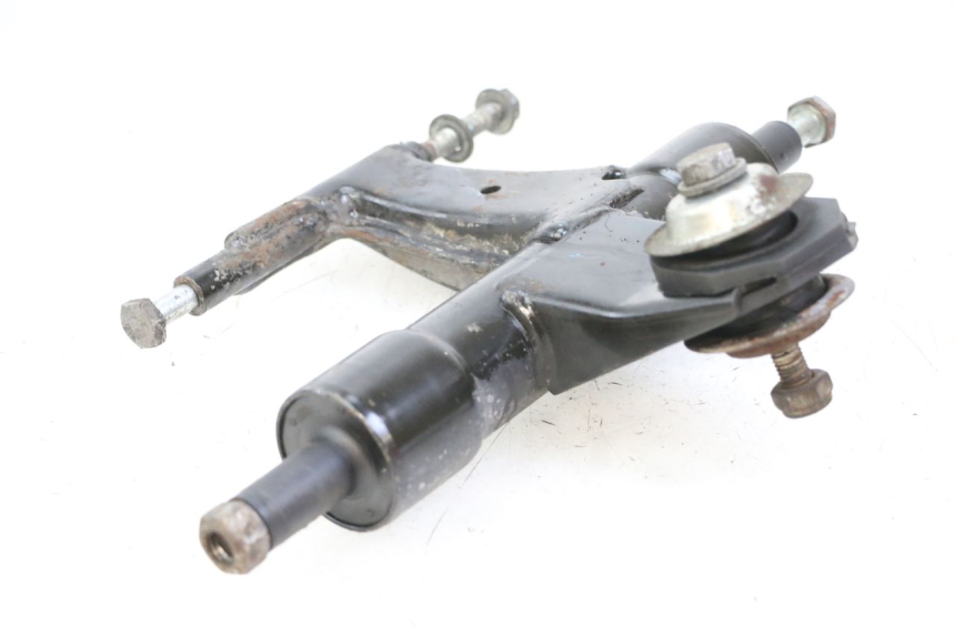 photo de SUPPORTO MOTORE PIAGGIO VESPA LX 2T 50 (2005 - 2013) - Primo piano tecnico