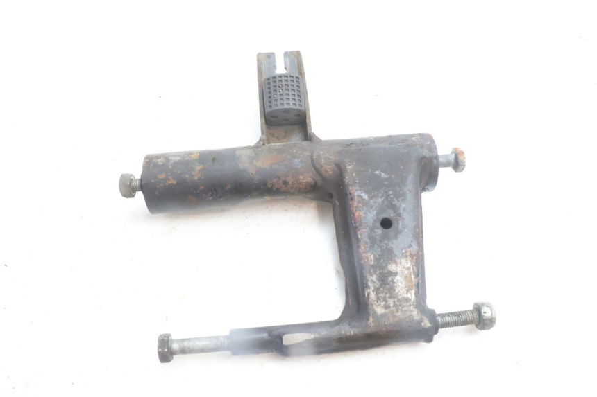photo de SUPPORTO MOTORE GILERA RUNNER SP 50 (2002 - 2004) - Dettagli dei punti di fissaggio