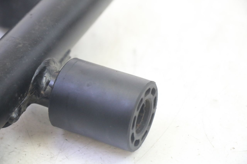 photo de SUPPORTO MOTORE JM MOTORS SANTANA EVO 50 (2024 - 2026) - Primo piano tecnico