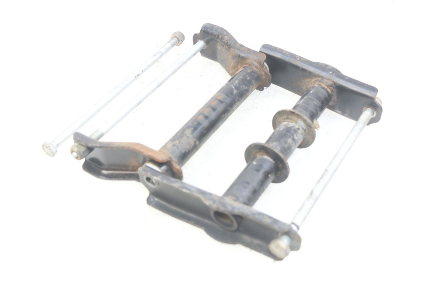 photo de SUPPORTO MOTORE PEUGEOT SATELIS 125 (2006 - 2009) - Caratteristiche distintive