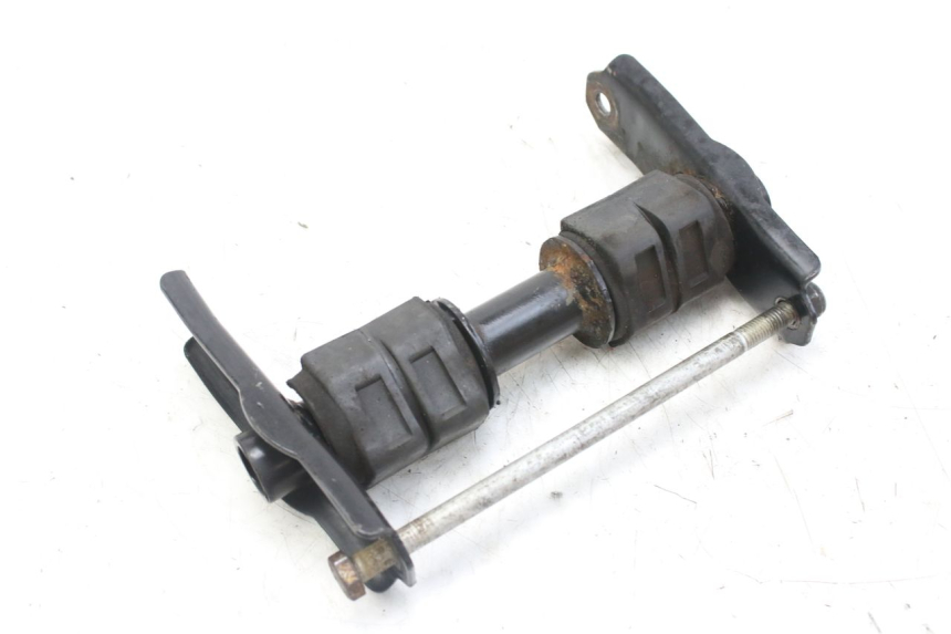 photo de SUPPORTO MOTORE PEUGEOT SATELIS 125 (2010 - 2012) - Primo piano tecnico