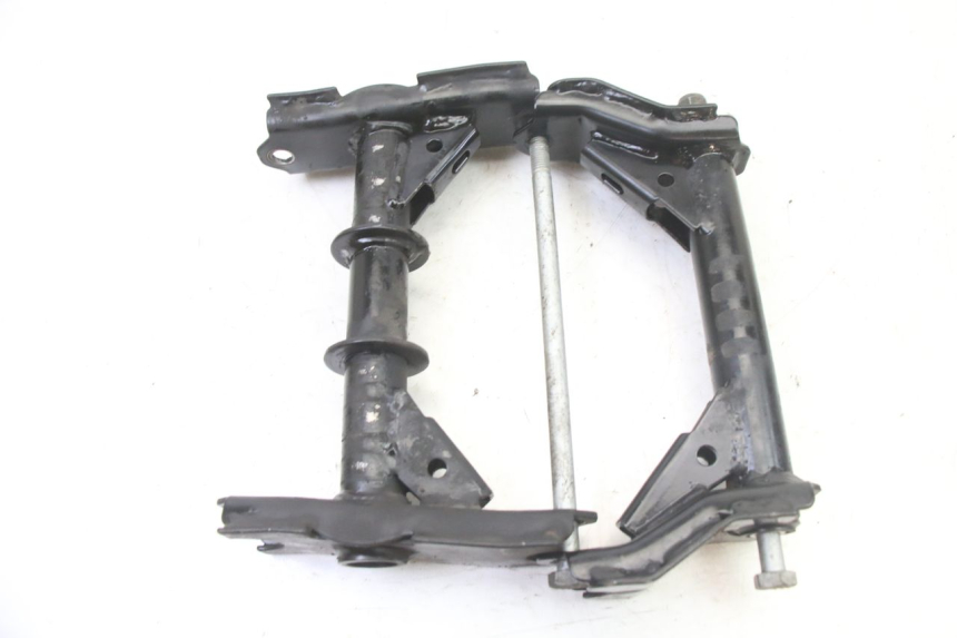 photo de SUPPORTO MOTORE PEUGEOT SATELIS 125 (2013 - 2018) - Vista principale