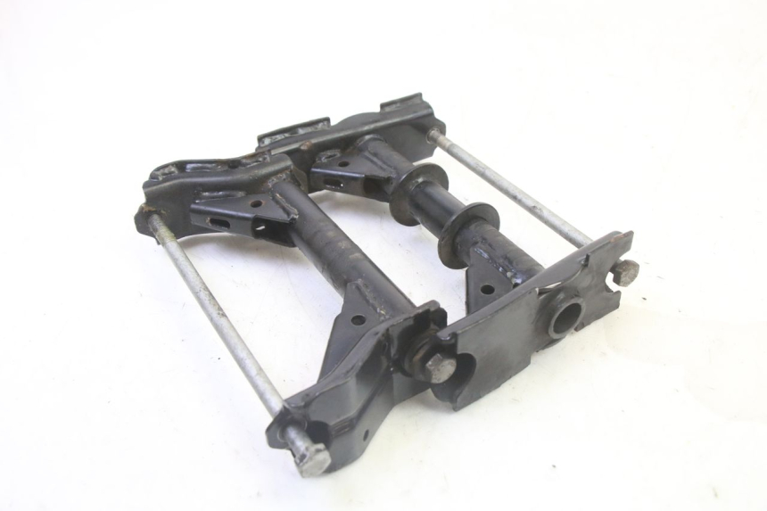 photo de SUPPORTO MOTORE PEUGEOT SATELIS 125 (2013 - 2018) - Zoom sullo stato d'uso