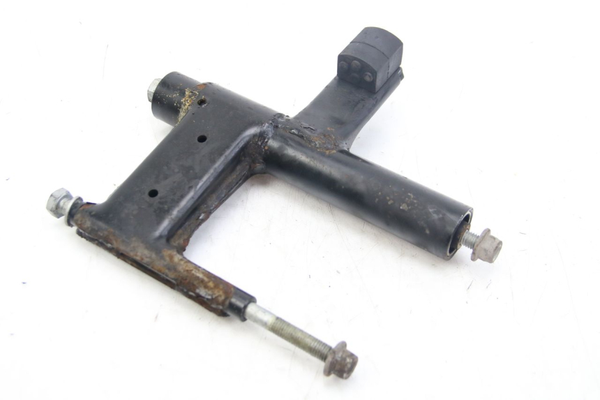 photo de SUPPORTO MOTORE APRILIA SCARABEO 4T 50 (2009 - 2017) - Altra angolazione