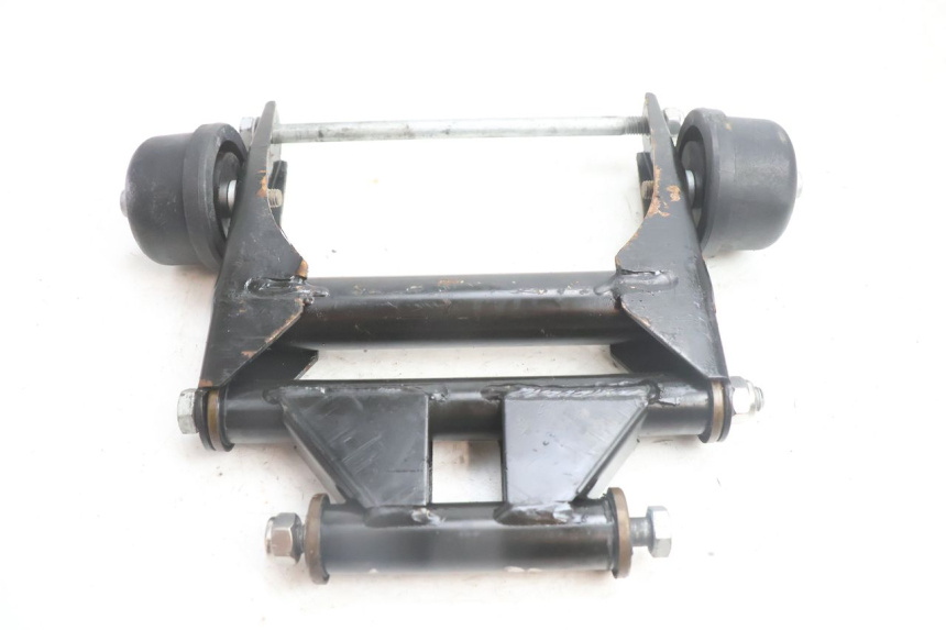 photo de SUPPORTO MOTORE APRILIA SCARABEO GT 125 (1999 - 2007) - Vista principale