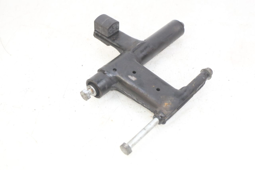 photo de SUPPORTO MOTORE APRILIA SCARABEO 100 (2003 - 2012) - Dettaglio del componente