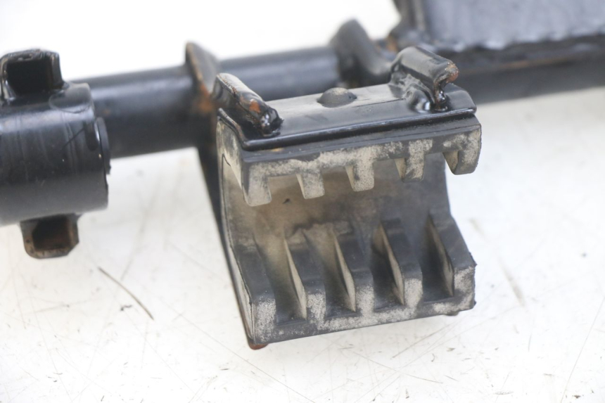 photo de SUPPORTO MOTORE PEUGEOT SPEEDFIGHT 4 4T 50 (2015 - 2020) - Zoom sullo stato d'uso