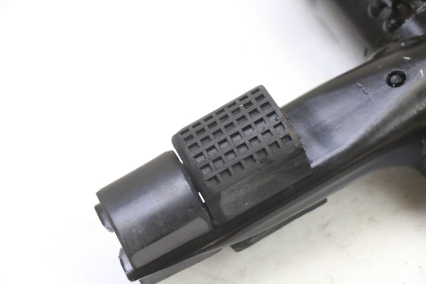 photo de SUPPORTO MOTORE APRILIA SR 2T 50 (2018 - 2022) - Dettaglio del componente