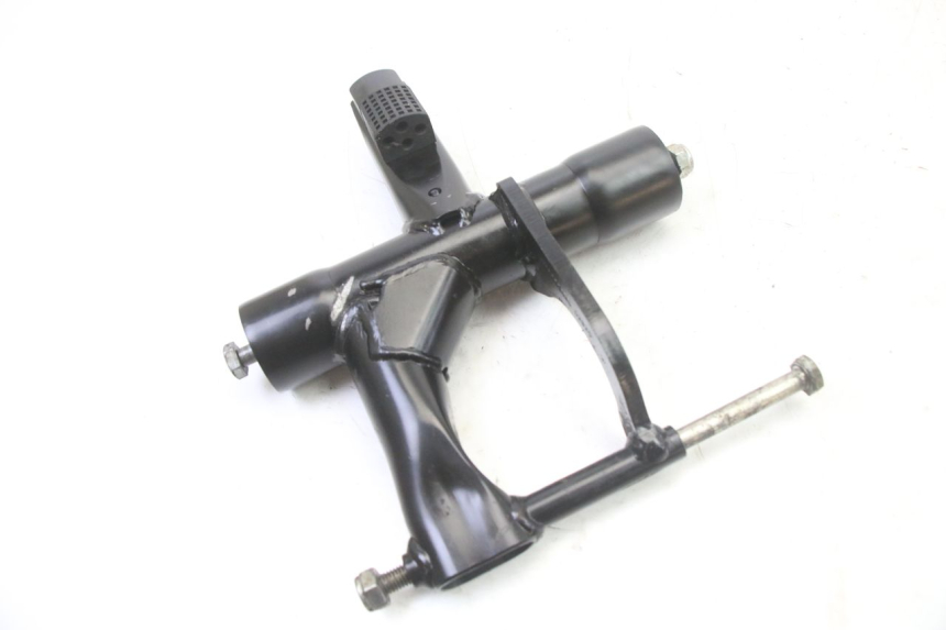 photo de SUPPORTO MOTORE APRILIA SR 2T 50 (2018 - 2022) - Vista d'insieme del prodotto