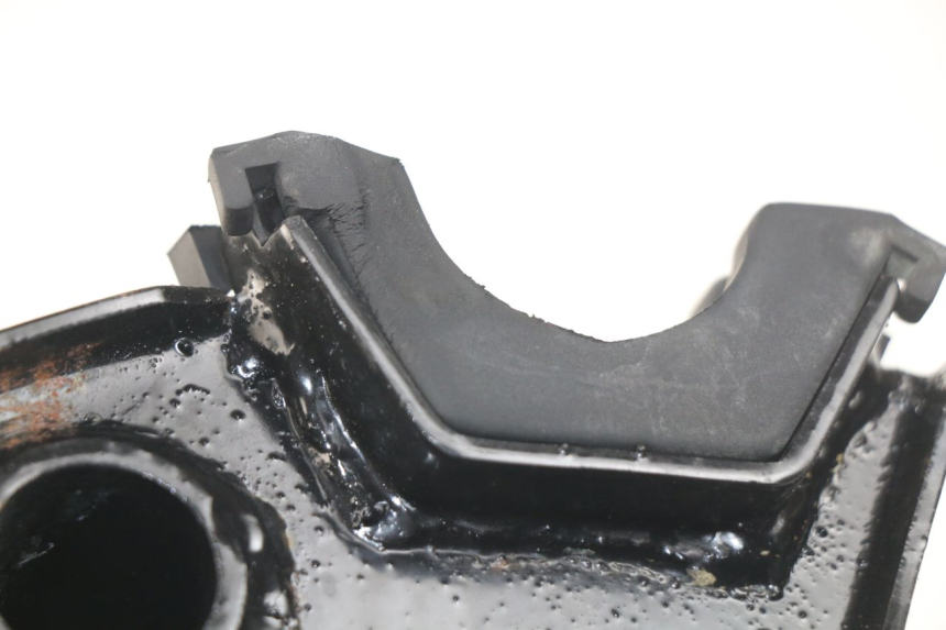 photo de SUPPORTO MOTORE PEUGEOT STREETZONE 2T 50 (2014 - 2019) - Zoom sullo stato d'uso