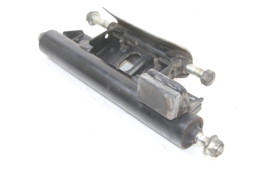 photo de SUPPORTO MOTORE SUZUKI BURGMAN 125 (2018 - 2021) - Primo piano tecnico